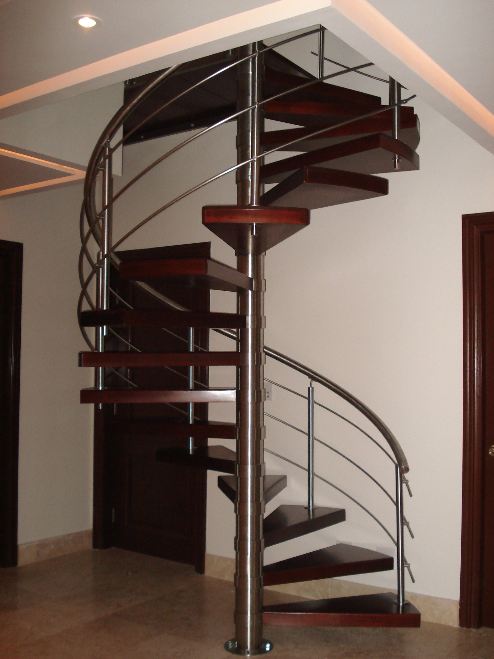 Escalera metálica Panamá